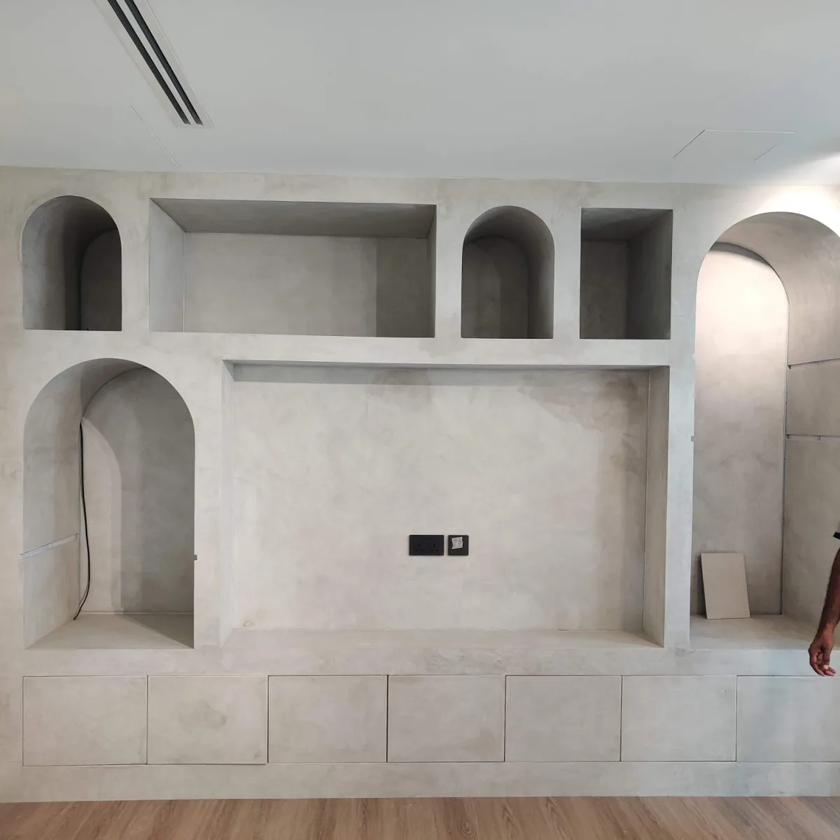 A Real-Site Finish Study - Study 138, a microcement residential decorative finish in greige