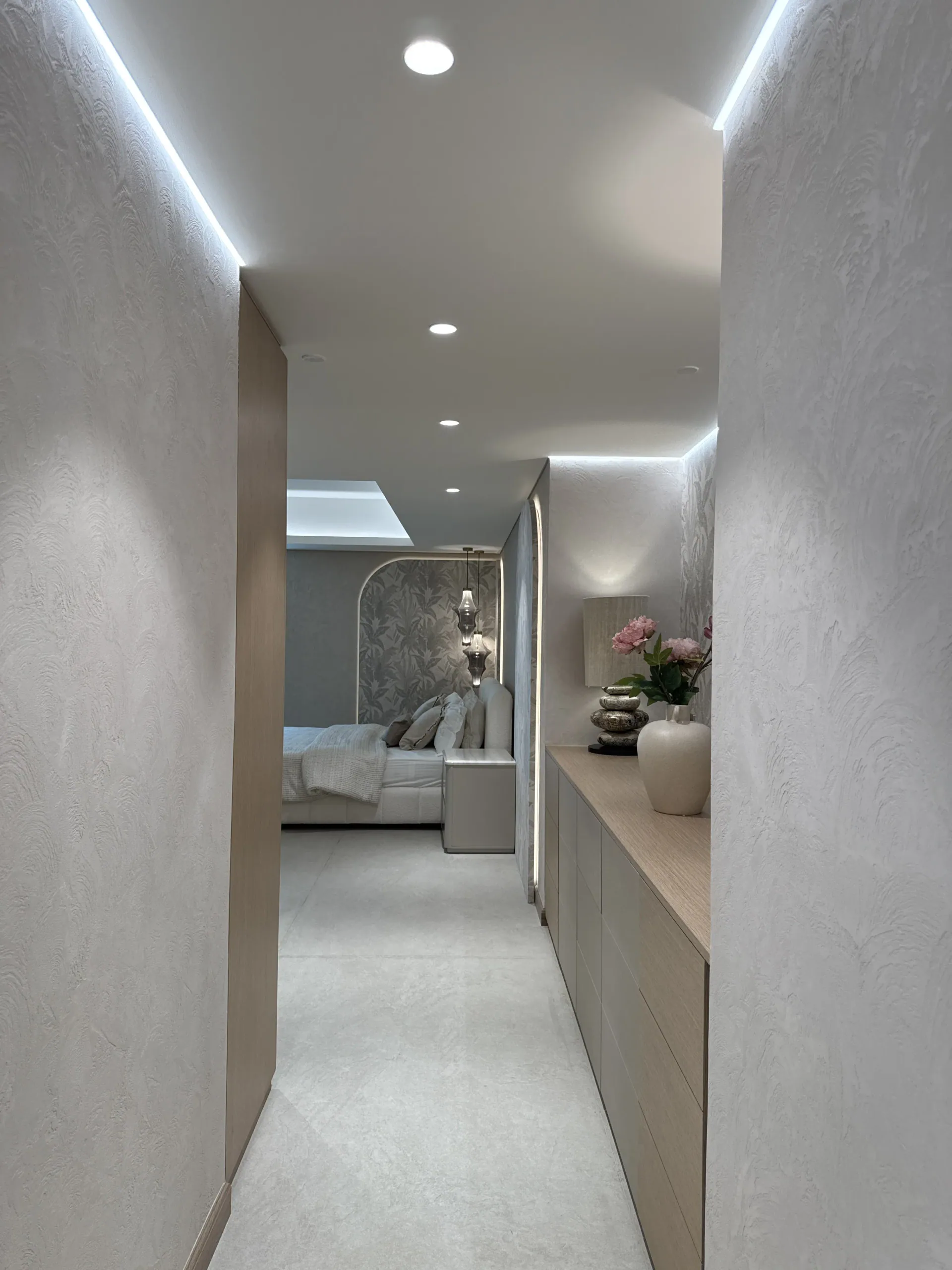 A Calm Continuous Surface - Study 68, a microcement overlay residential decorative finish in dune beige